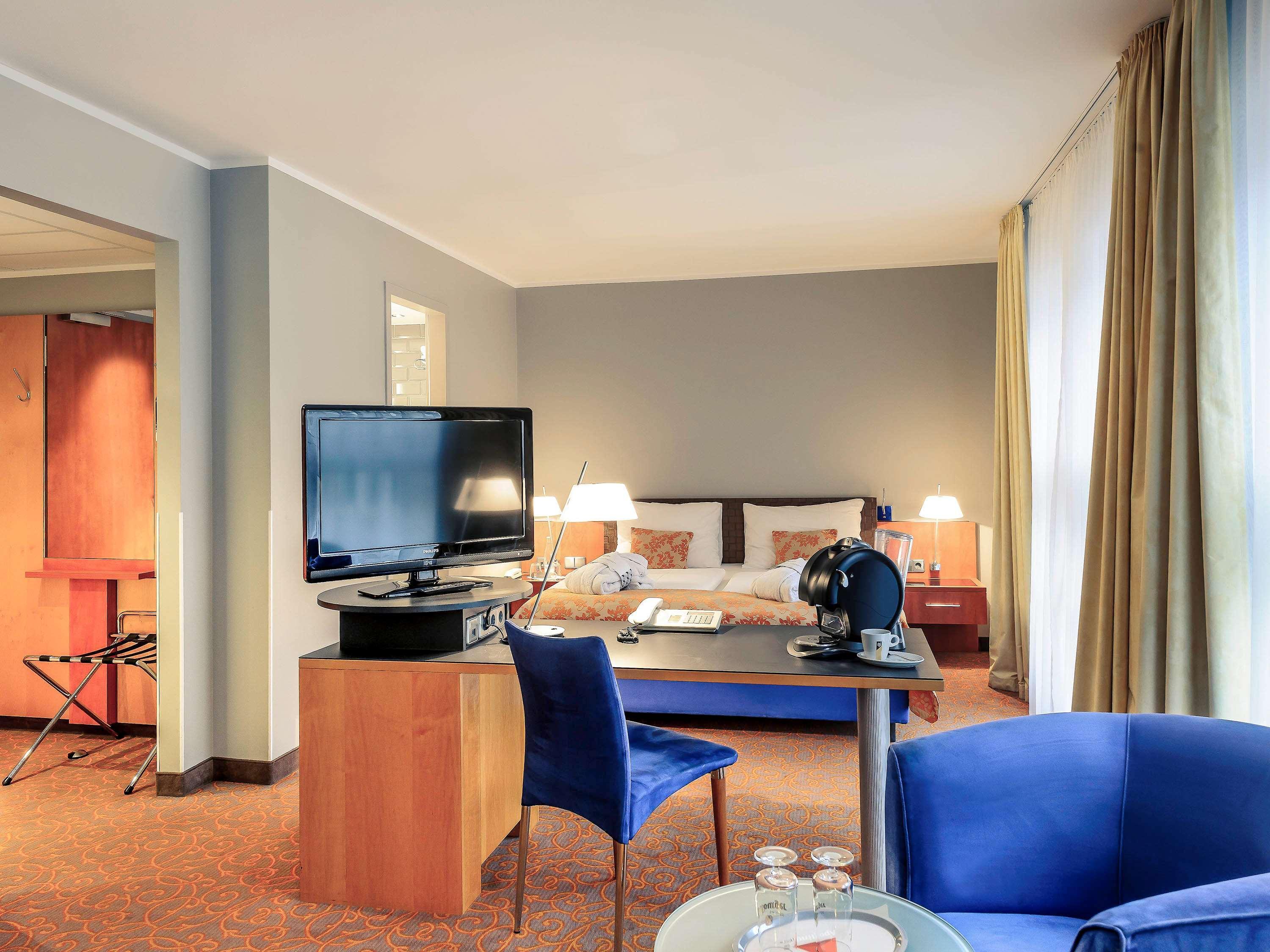 Mercure Hotel & Residenz Berlin Checkpoint Charlie Esterno foto