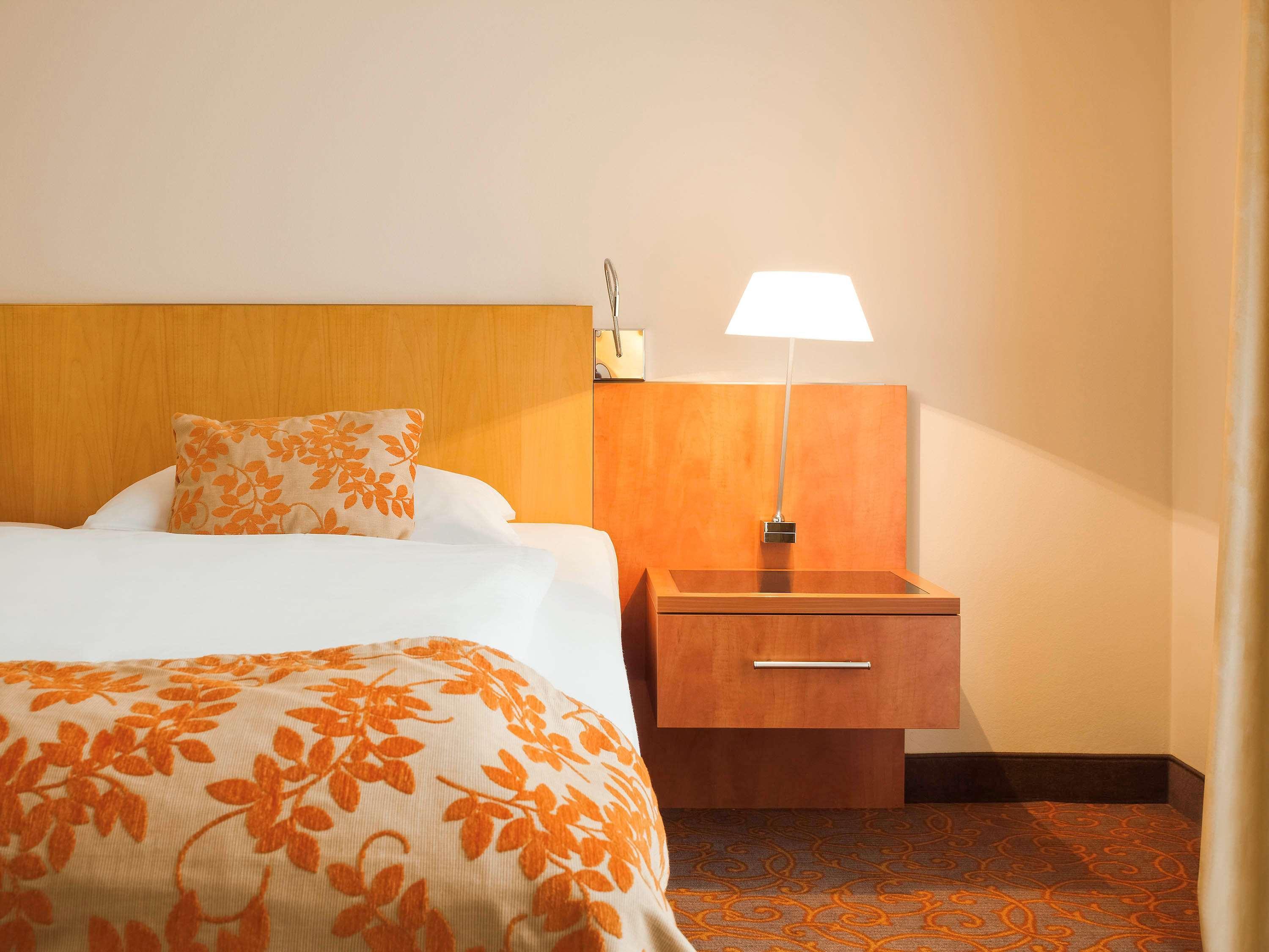 Mercure Hotel & Residenz Berlin Checkpoint Charlie Esterno foto