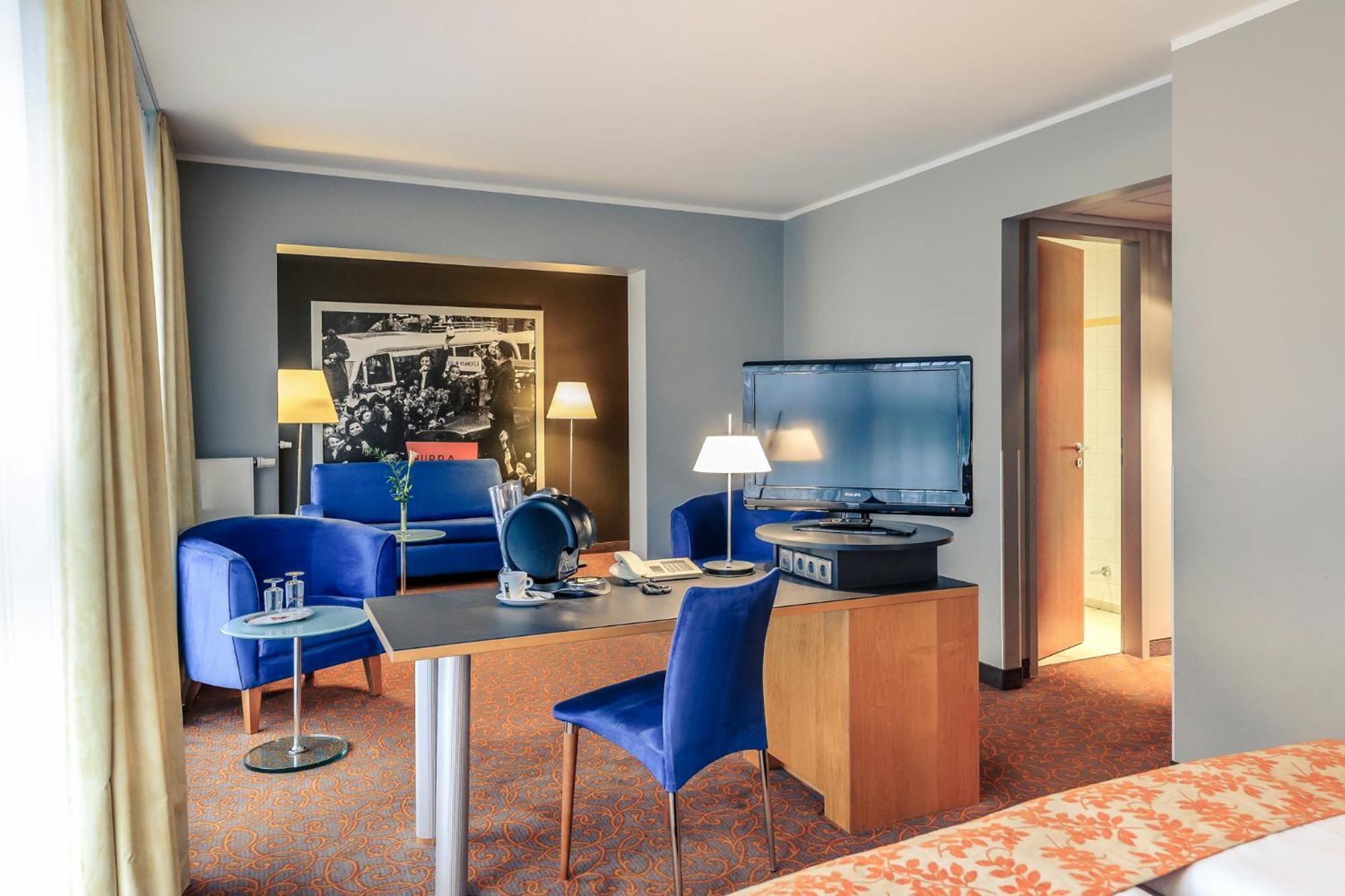 Mercure Hotel & Residenz Berlin Checkpoint Charlie Esterno foto