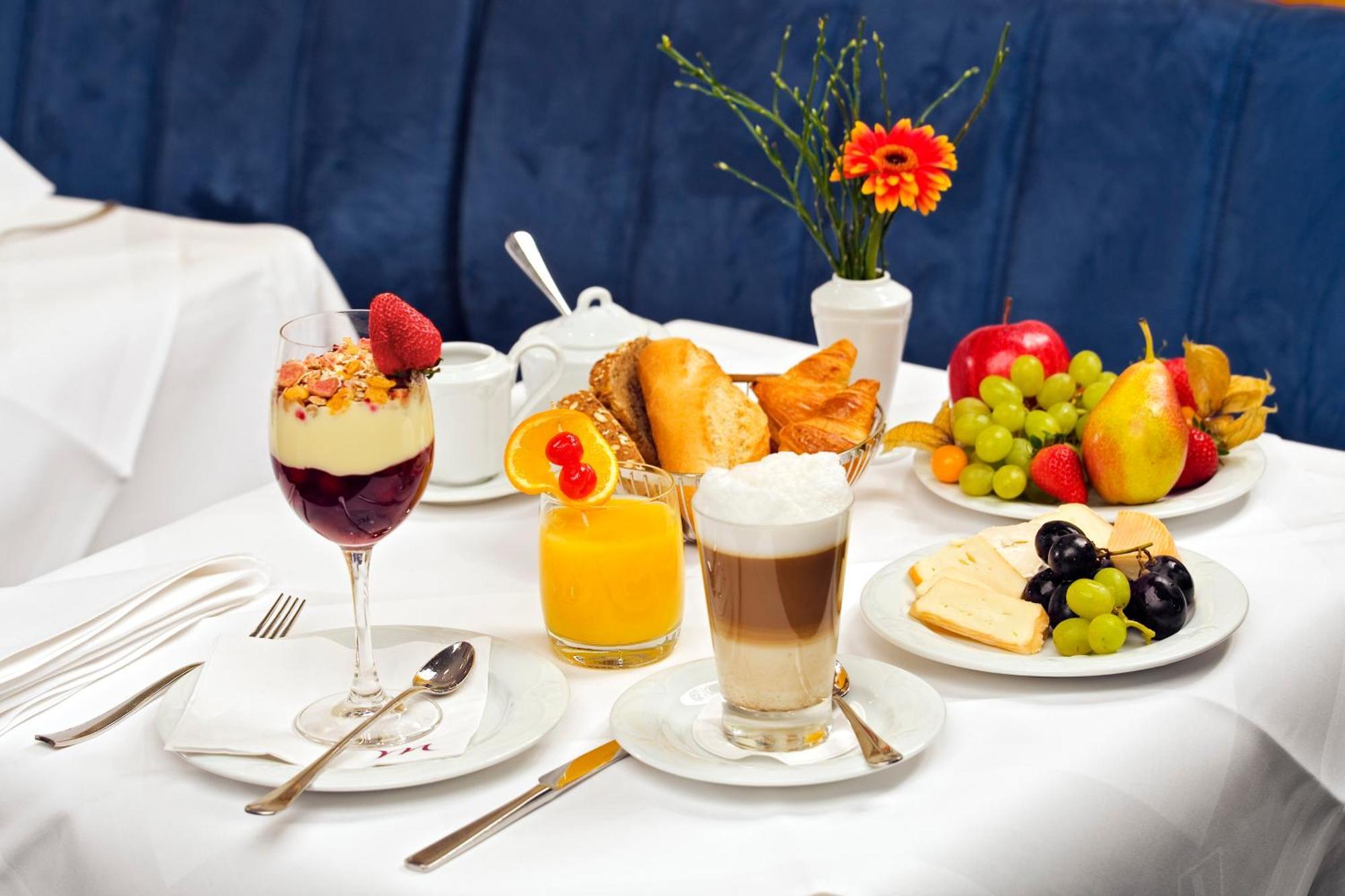 Mercure Hotel & Residenz Berlin Checkpoint Charlie Esterno foto