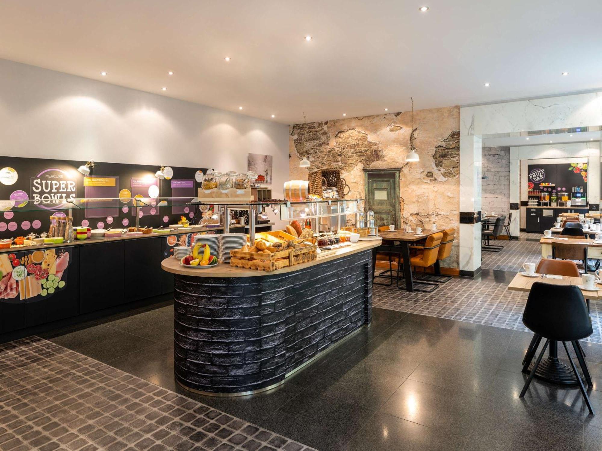Mercure Hotel & Residenz Berlin Checkpoint Charlie Esterno foto