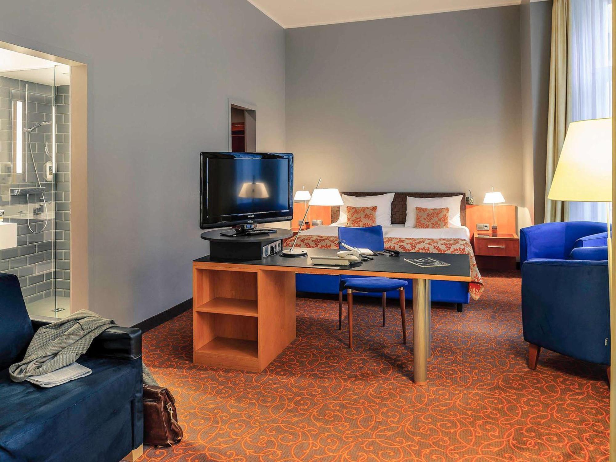 Mercure Hotel & Residenz Berlin Checkpoint Charlie Esterno foto
