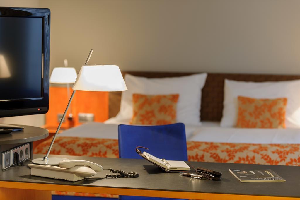 Mercure Hotel & Residenz Berlin Checkpoint Charlie Esterno foto